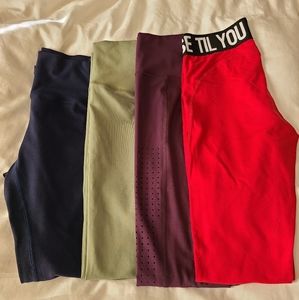 Bundle of 4 Tilyoucollapse leggings